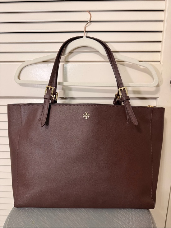 Tory Burch Handbags - Tory Burch Chocolate Brown Saffiano Leather Tote with Gold Hardware